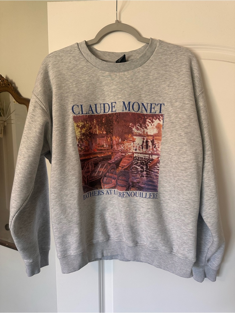 Urban Outfitters Grey Claude Monet Graphic Crewneck Sweater size M